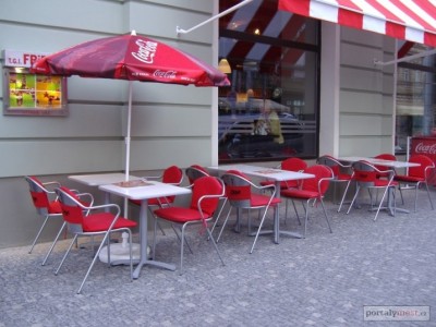 restaurace-t-g-i-friday-s-14