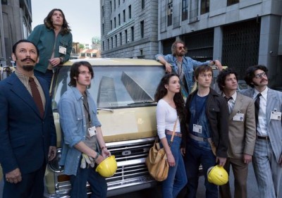 1407340346000-GROUP-WALK-MOV-jy-1423-