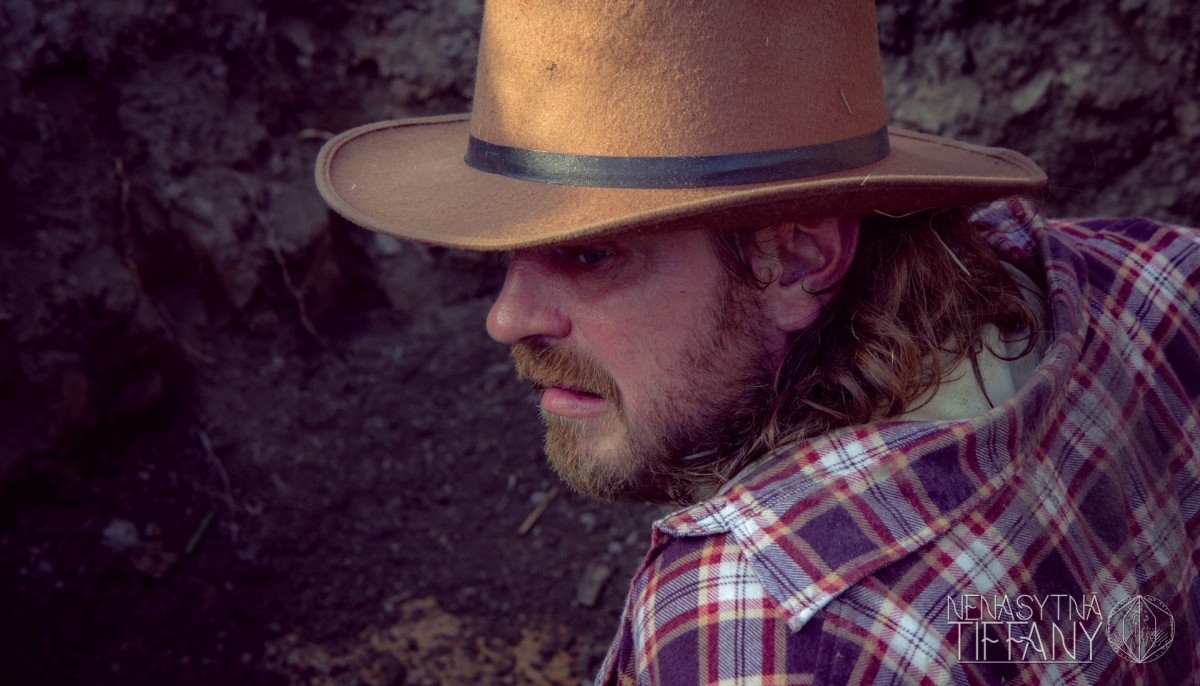 223-nenasytna-tiffany