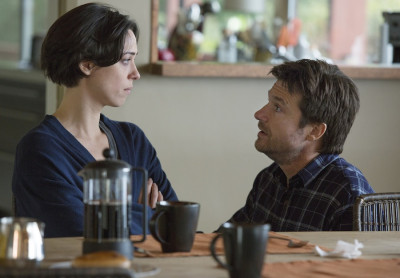 (L-R) REBECCA HALL and JASON BATEMAN star in THE GIFT FACEBOOK.COM/GIFTMOVIE  TWITTER@GIFTMOVIE  INSTAGRAM@GIFTMOVIE  #GIFTMOVIE