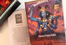 Šťavnatá bohyně Kálí a její karty