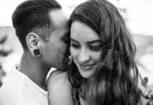 Milujete se, nebo m.dáte? Jak spolu mluvíte o sexu?